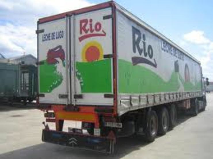 Un camión de Leite Rio