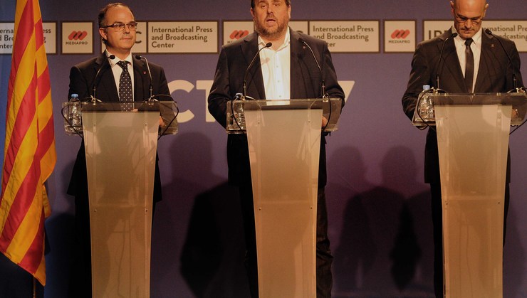 Comparecencia do vicepresidente catalán Oriol Junqueras, o portavoz Jordi Turull e o conselleiro de Asuntos Exteriores, Relacións Institucionais e Transparencia Raül Romeva, na xornada do referendo de independencia de Cataluña o 1 de outubro de 2017 