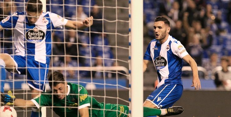 Lucas Pérez deu esperanzas o Dépor co 1-2. / @RCDeportivo