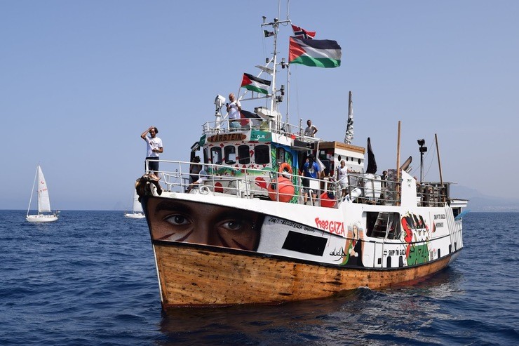Un dos barcos da frota da liberdade en solidariedade con Gaza e apresado por Israel 