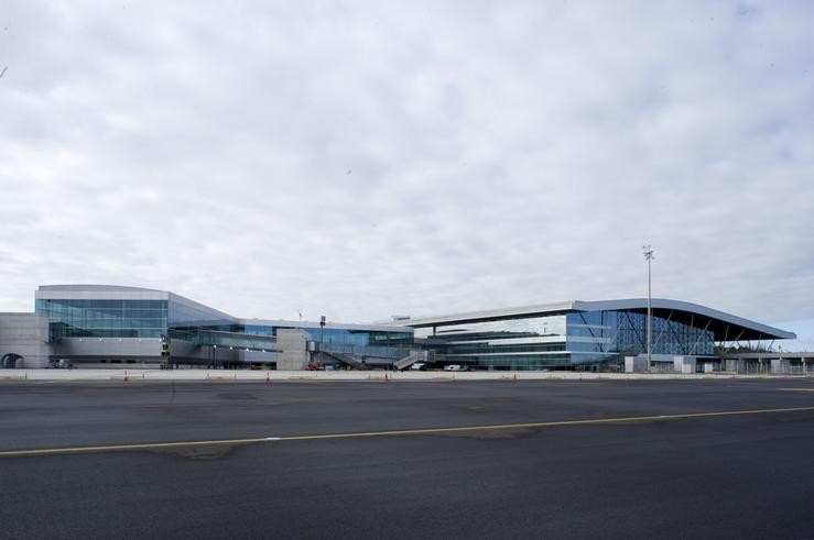 Aeroporto De Santiago de Compostela / AEROPORTO DE SANTIAGO DE COMPOSTELA - Arquivo