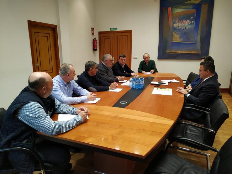 Reunión da Federación Galega de Caza e o conselleiro de Medio Rural, José González. XUNTA 