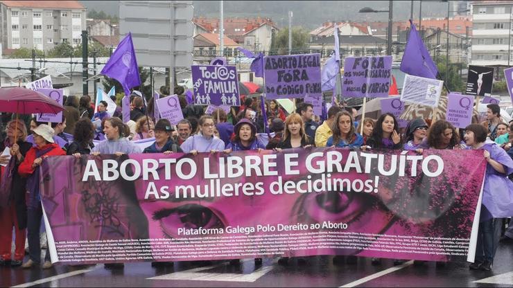 Manifestación en Santiago de Compostela a prol do aborto libre e gratuíto 