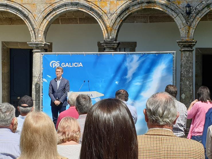 Mitin en Vimianzo (A Coruña) do presidente do PP de Galicia, Alberto Núñez Feijóo / Europa Press