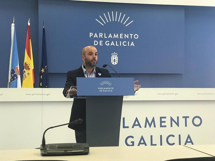 Villares di que o senador por designación autonómica de En Marea sairá da elección de "primarias" / Europa Press