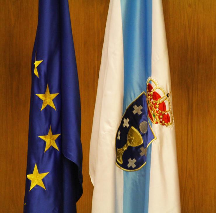 Bandeira de Galicia e da UE 