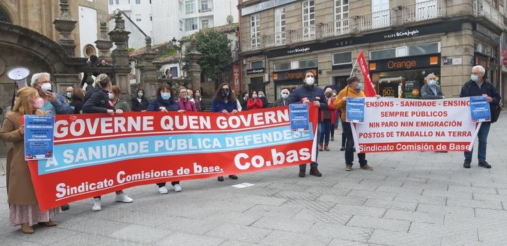 Concentración na Praza dá Peregrina de Pontevedra contra as privatizacións en sanidade. REMITIDA CO.BAS 