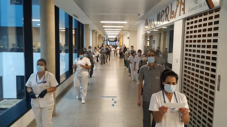 Protesta de traballadores da limpeza no Hospital Álvaro Cunqueiro de Vigo, por falta de persoal.. CIG