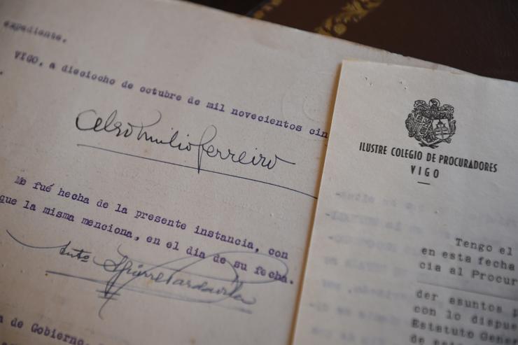 Os documentos inéditos do arquivo inclúen cartas de Celso Emilio Ferreiro. COLEXIO DE PROCURADORES DE VIGO 