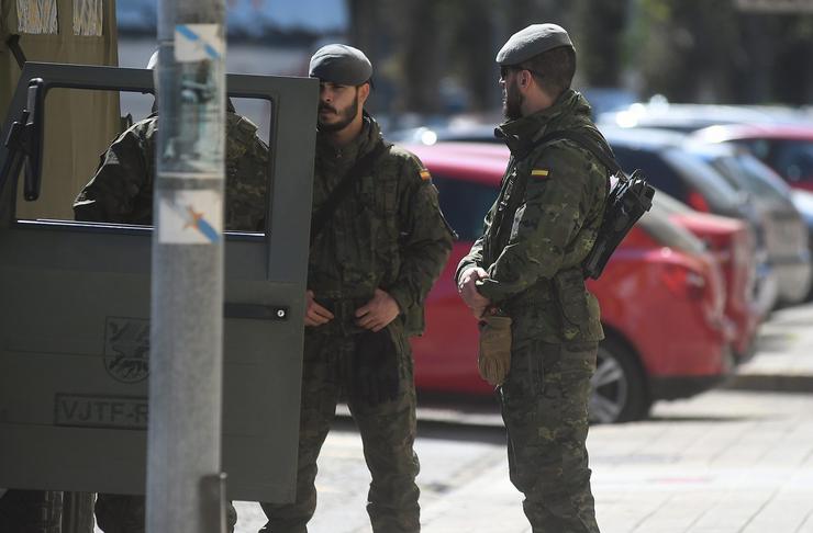 Militares da BRILAT depregados en Vigo 