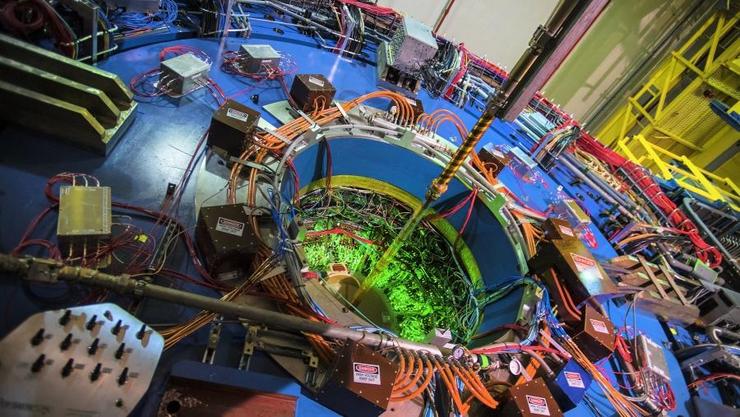 Detector STAR no Relativistic Heavy Ión Collider (RHIC) / BROOKHAVEN NATIONAL LABORATORY.