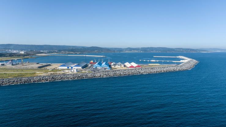 Porto exterior da Coruña / Autoridade Portuaria - Arquivo