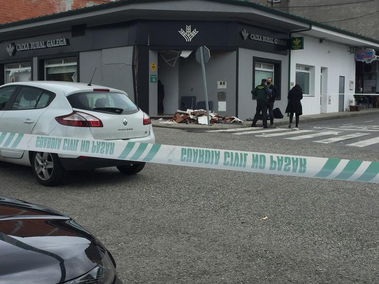 Sucursal bancaria atacada con explosivos na Pastoriza (Lugo)