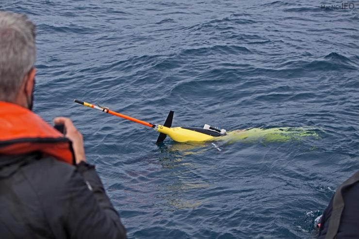 Un planeador submarino inicia unha misión científica de observación oceánica en Fisterra. PLOCAN 