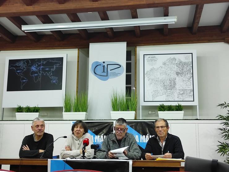 Representantes da plataforma Nunca máis este xoves en Santiago de Compostela / Europa Press