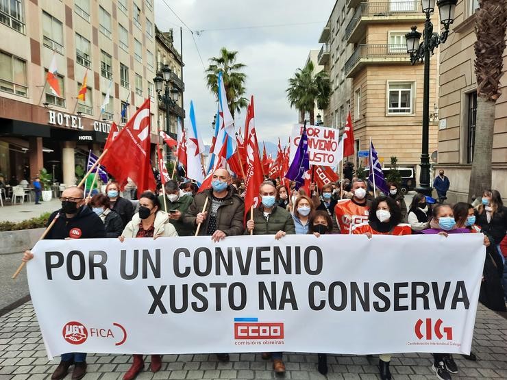 Manifestación en Vigo dos traballadores do sector da conserva 