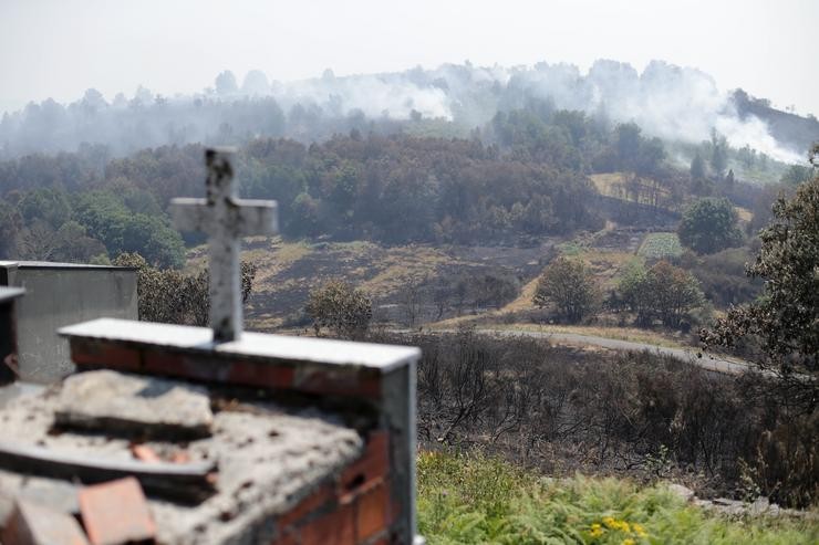 Vista xeral da zona afectada polos incendios forestais en Folgoso do Courel, a 20 de xullo de 2022 
