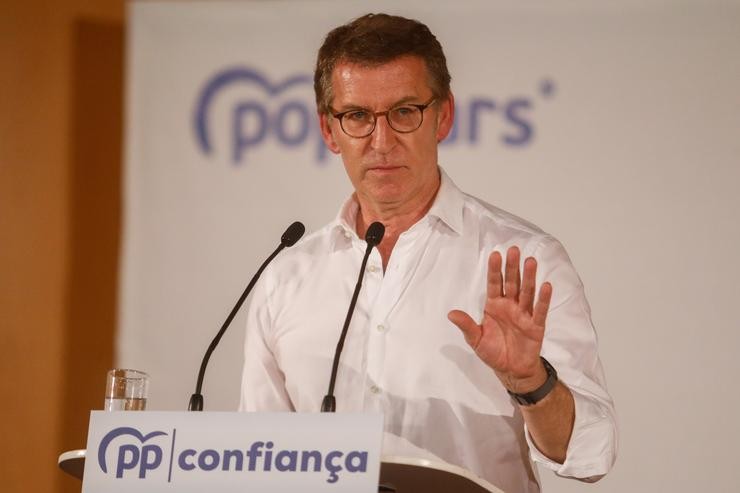 O presidente do Partido Popular (PP), Alberto Núñez Feijóo, intervén durante o XIV congreso do Partido Popular catalán, a 23 de xullo de 2022, en Barcelona, Cataluña (España).. Kike Recuncho - Europa Press 