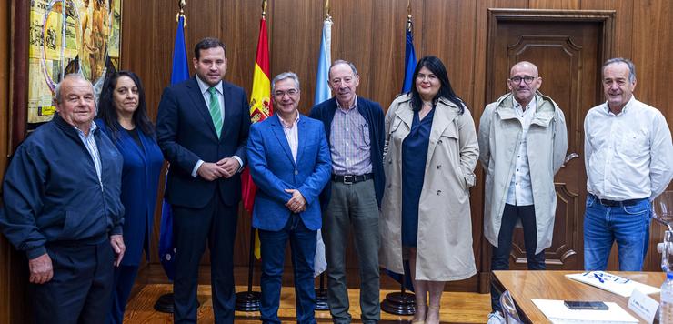 Reunión Luís Menor (Presidente da Deputación de Ourense) cos alcaldes do 'Pacto de Pedre' 