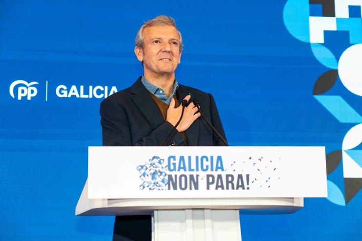 O presidente do PPdeG, Alfonso Rueda, intervén ante a xunta directiva dos populares galegos 