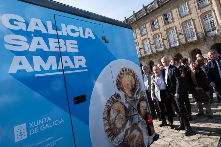 Presentación dos ' foodtrucks' da campaña 'Galicia sabe amar'.. DAVID CABEZÓN @ XUNTA DE GALICIA 