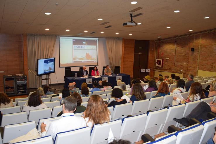 Máis dun centenar de docentes de español analizan en Vigo os retos e desafíos do idioma tras a pandemia / UVIGO