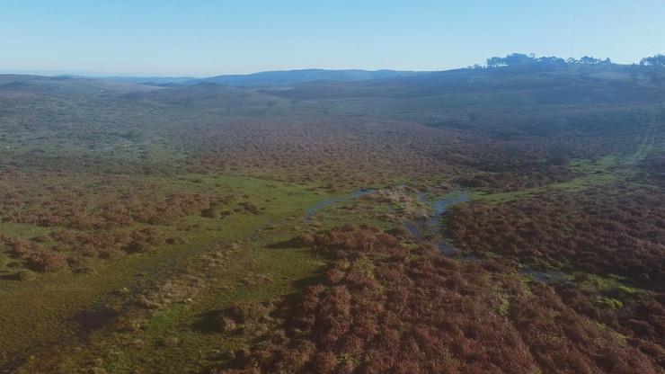 Turbeiras e paisaxe afectada polo parque eólico que Naturgy quere facer entre os concellos de A Estrada, Campo Lameiro e Cerdedo-Cotobade 