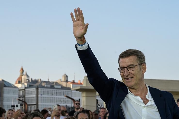Arquivo - O líder do Partido Popular, Alberto Núñez Feijóo, nun acto na Coruña.. M. Dylan - Europa Press - Arquivo 