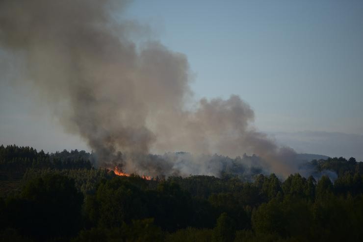 Incendio forestal na parroquia de Belesar, a 6 de agosto de 2023, en Vilalba, Lugo, Galicia.. Gustavo da Paz - Europa Press