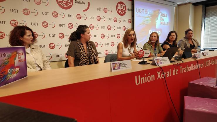 O sindicato UXT-Galicia constitúe a súa Área dá Muller. UXT GALICIA 
