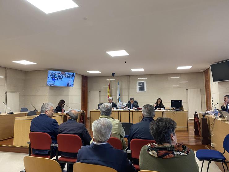 Xuízo en Santiago contra exdirectivos da Asociación de Hostalaría acusados de falsificar facturas para obter subvencións. 