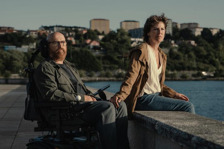 Arrinca a rodaxe en Galicia da terceira tempada da serie Rapa, con Javier Cámara e Mónica López 