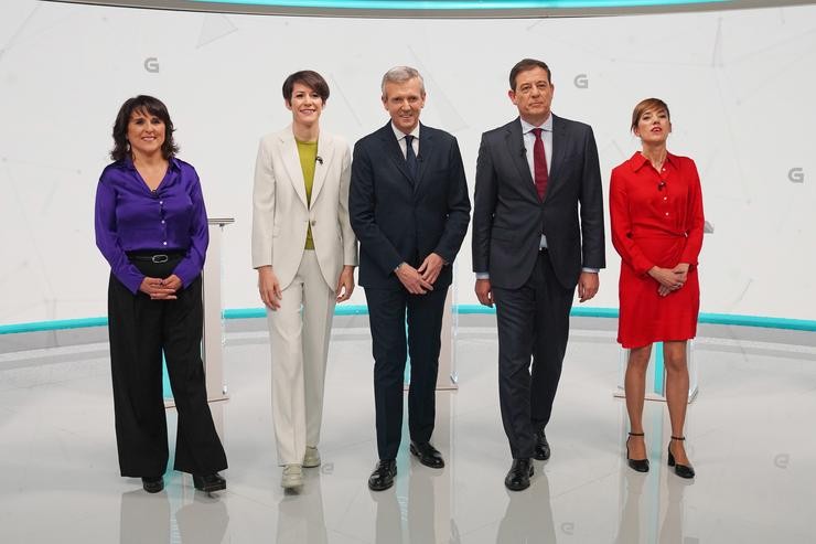 Isabel Faraldo, Ana Pontón, Alfonso Rueda, José Ramón Besteiro e Marta Lois no debate electoral 