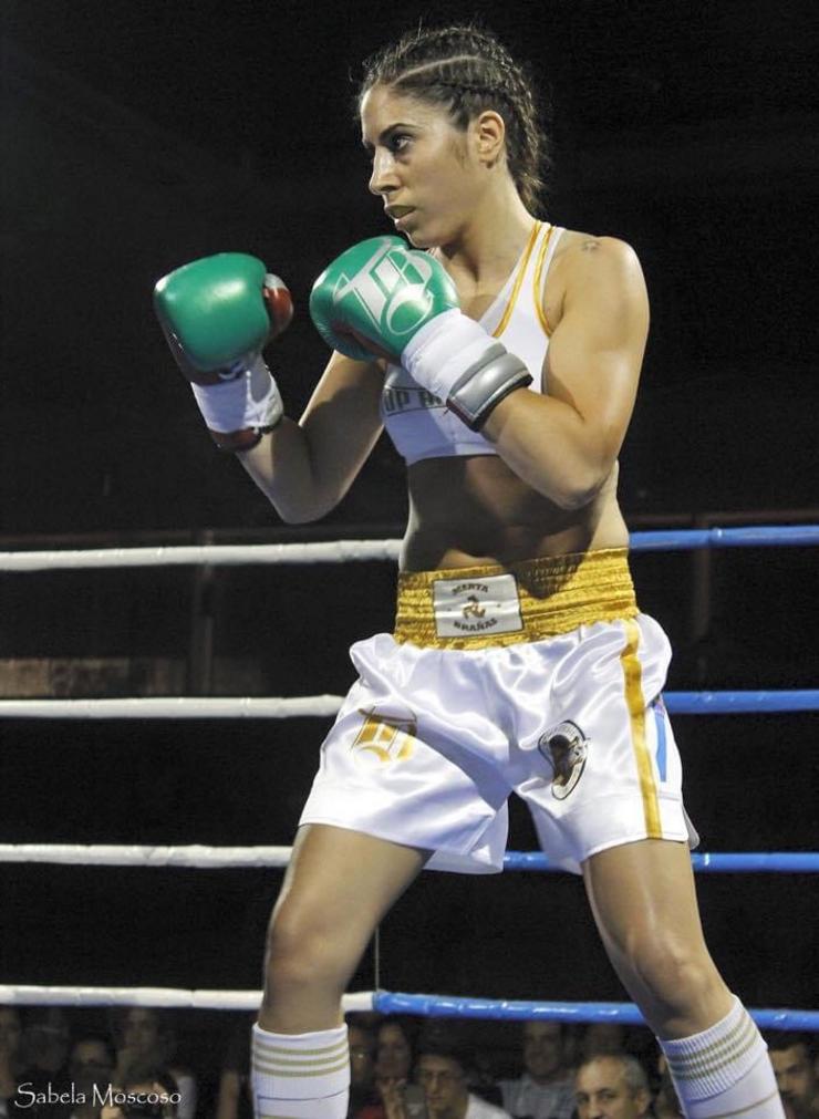 Marta Brañas, primeira boxeadora profesional galega