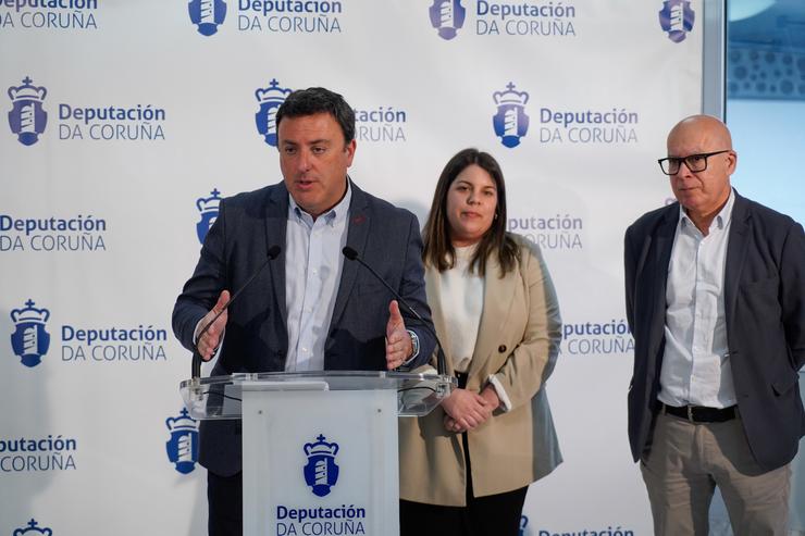 O presidente da Deputación da Coruña,  Valentín González Formoso, informa de partidas provinciais para concellos. DEPUTACIÓN DA CORUÑA.   