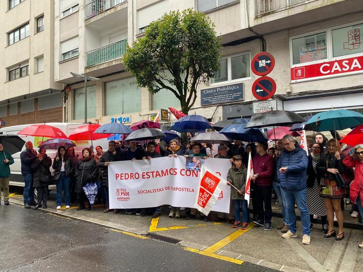 Concentración dos socialistas galegos en Santiago / Europa Press