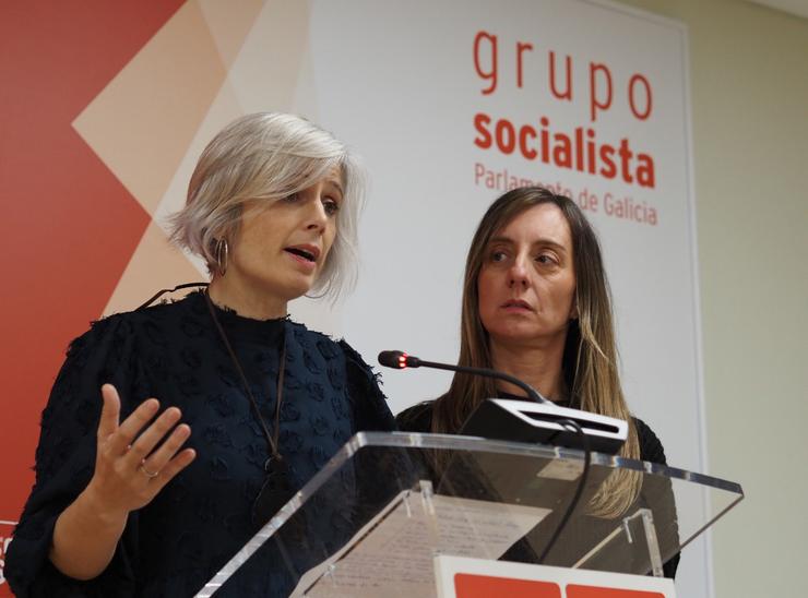 As deputadas do PSdeG Patricia Iglesias e Paloma Castro en rolda de prensa 