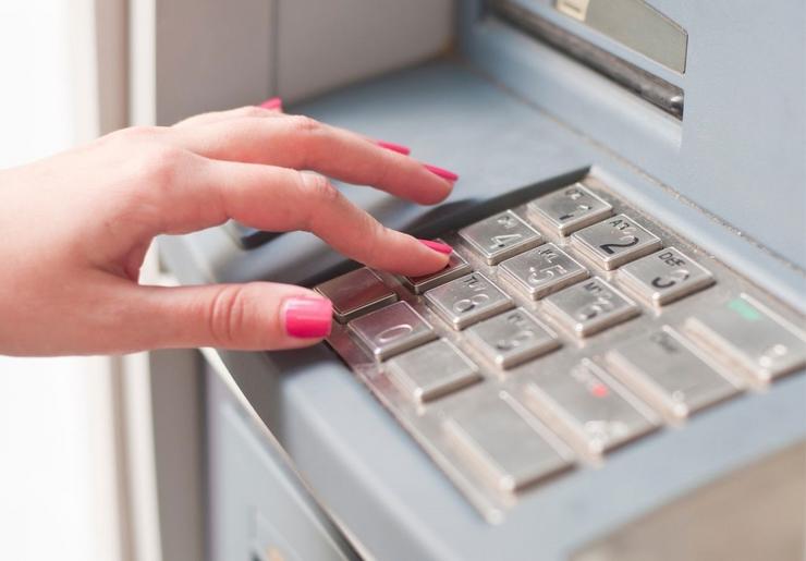 Imaxe de arquivo dun caixeiro automático dunha entidade bancaria / FACUA 